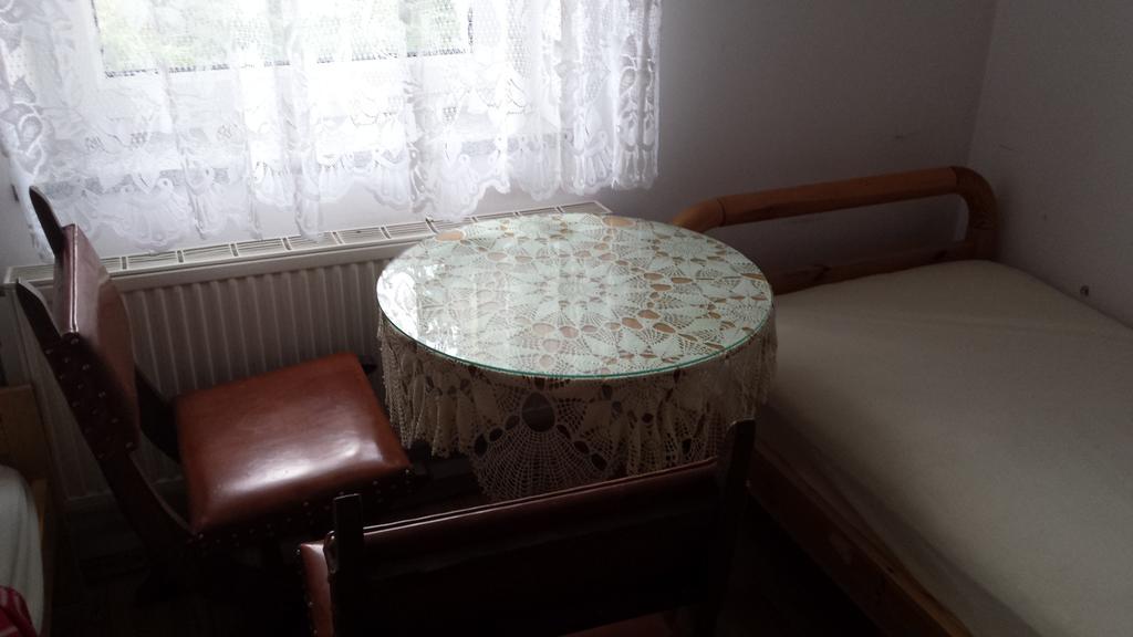 Pokoje W Uzdrowisku Przerzeczyn-Zdroj Rom bilde